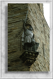 Wallace Statue on the Side of the Monument